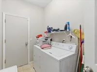 5 PORT ECHO PL — photo 95