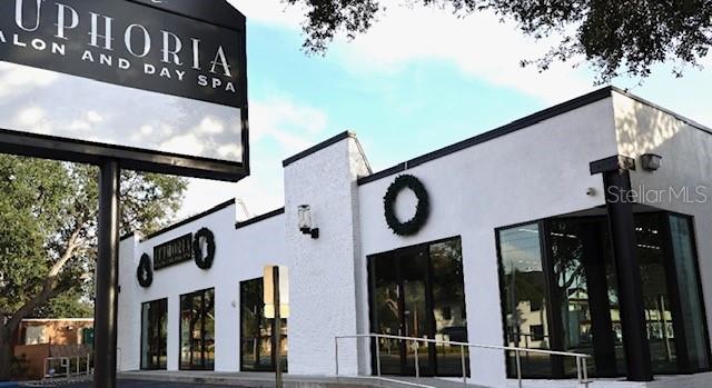 6124 CENTRAL AVE, ST PETERSBURG, FL