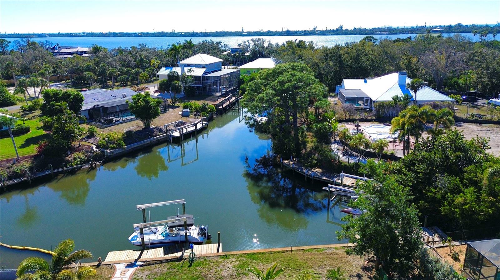 1221 BAYSHORE DR, ENGLEWOOD, FL — photo 4