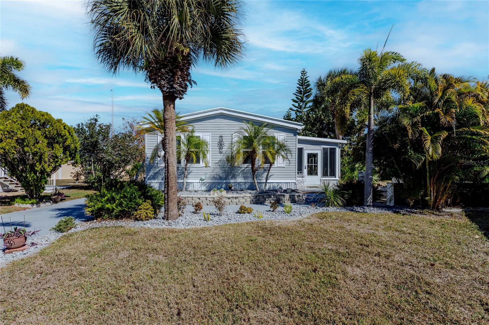 2100 KINGS HWY #52, PORT CHARLOTTE, FL