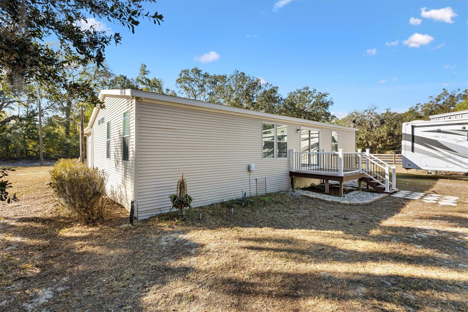 357 WALTERS PL, FRUITLAND PARK, FL — photo 60
