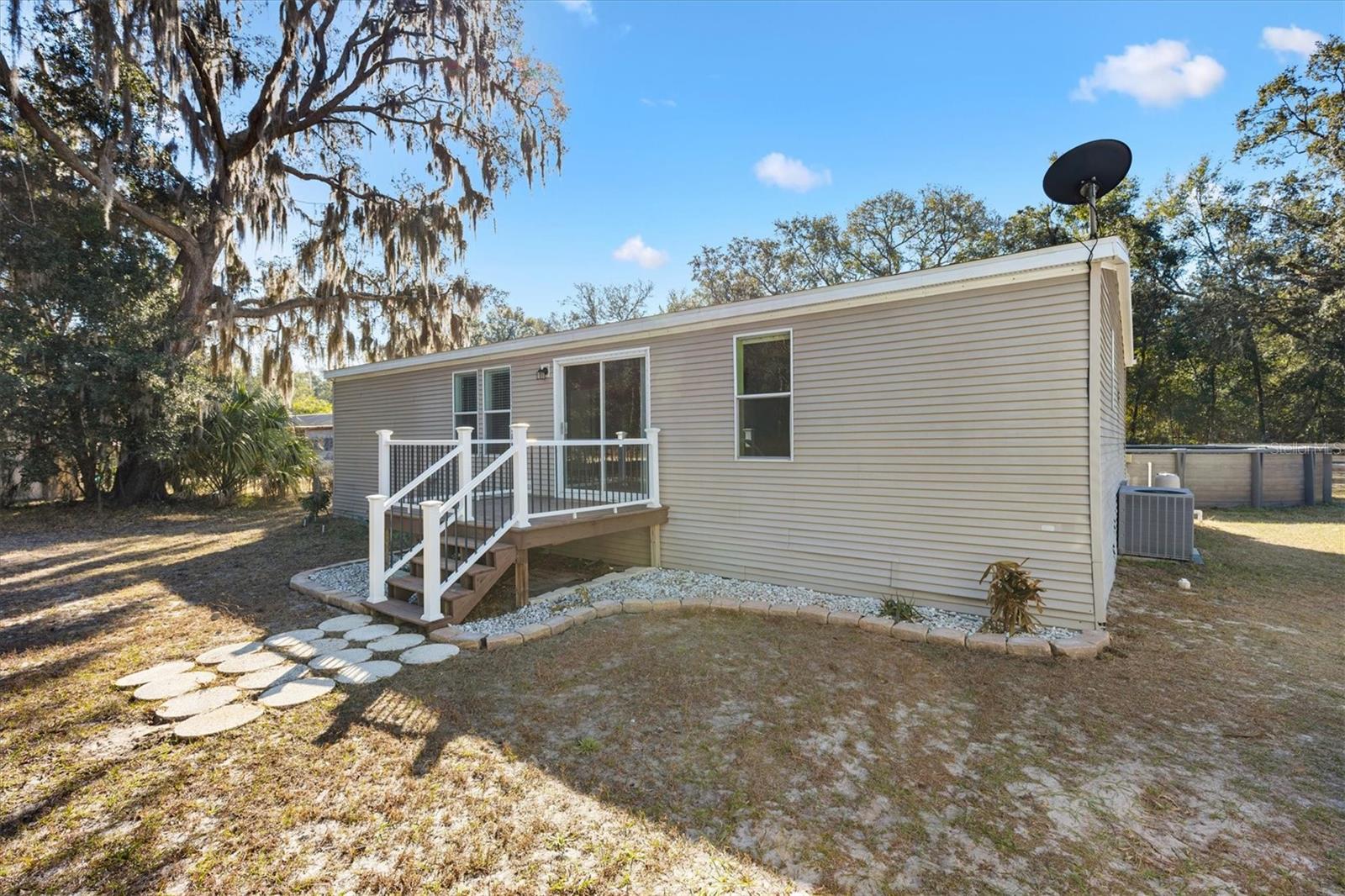 357 WALTERS PL, FRUITLAND PARK, FL — photo 61