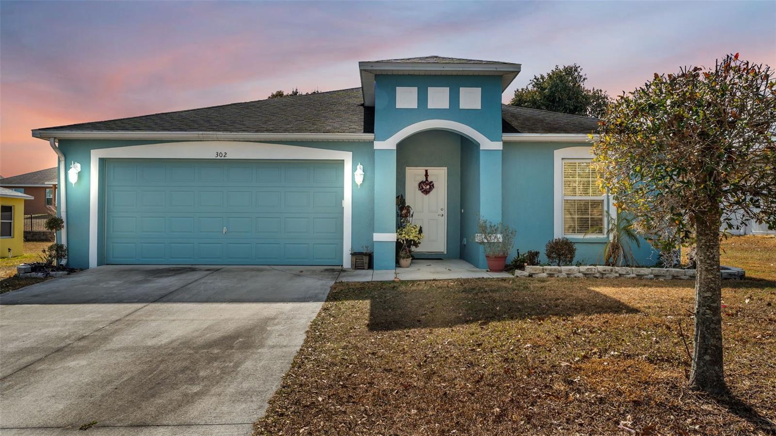 302 BROOKSHIRE DR, LAKE WALES, FL
