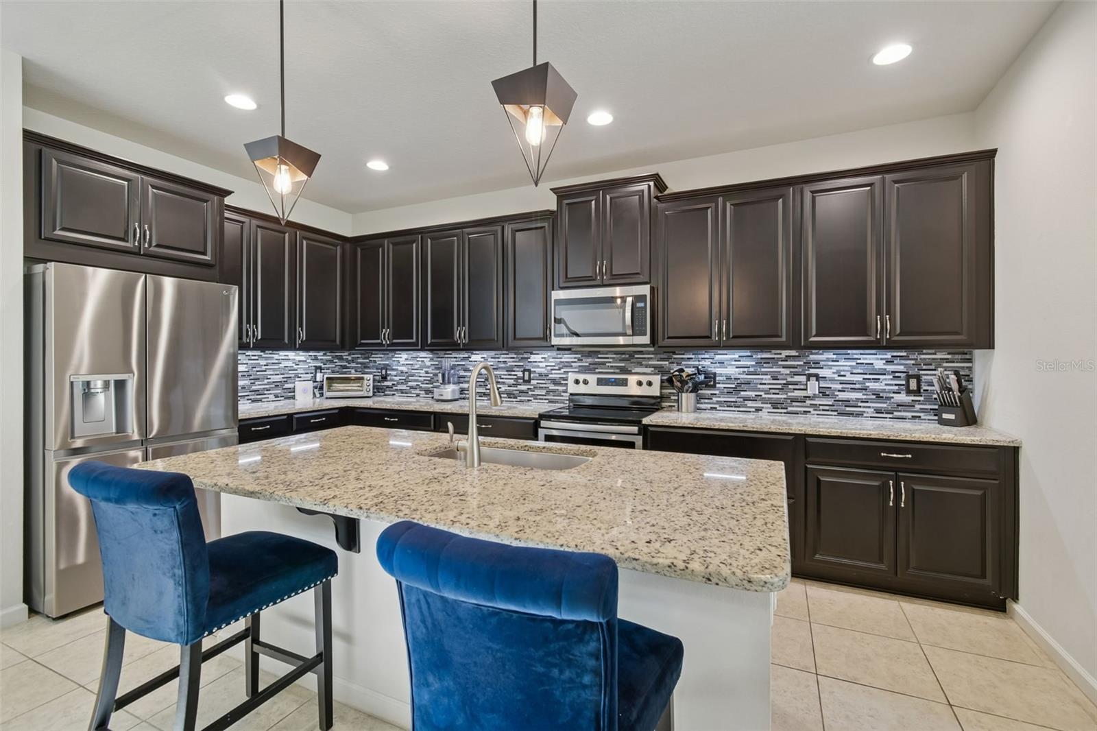 2604 VALLEY SUNSET LN, VALRICO, FL — photo 22