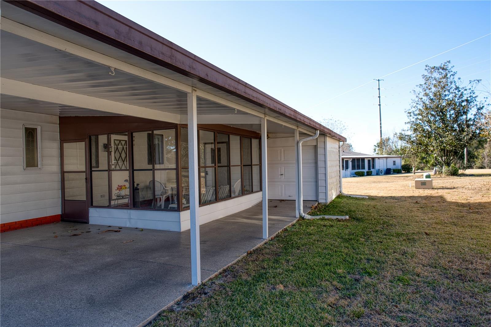 1863 W SCHWARTZ BLVD, LADY LAKE, FL — photo 5