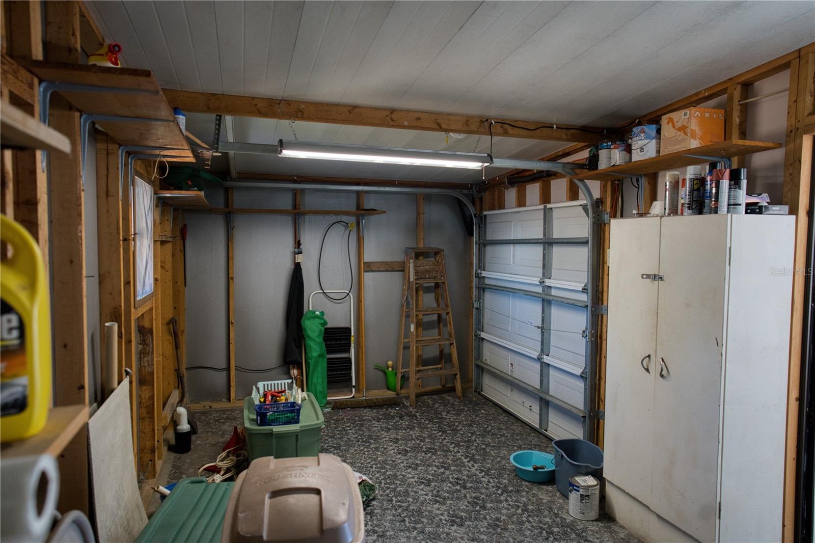 1863 W SCHWARTZ BLVD, LADY LAKE, FL — photo 12