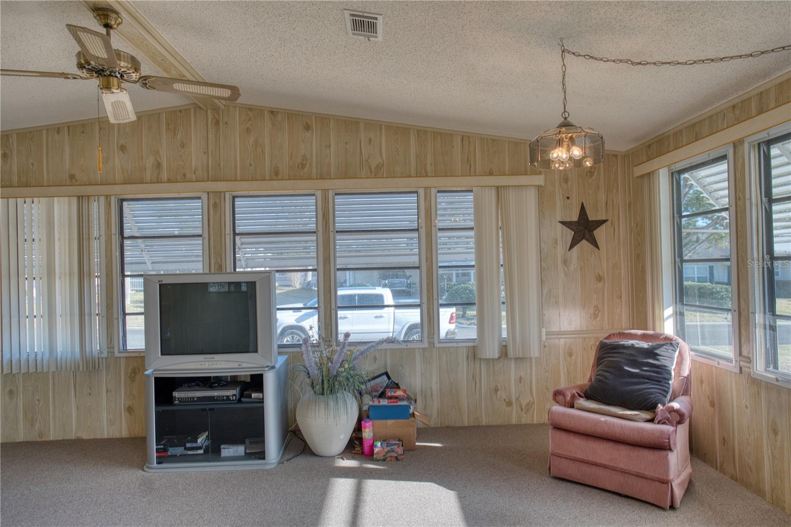 1863 W SCHWARTZ BLVD, LADY LAKE, FL — photo 23