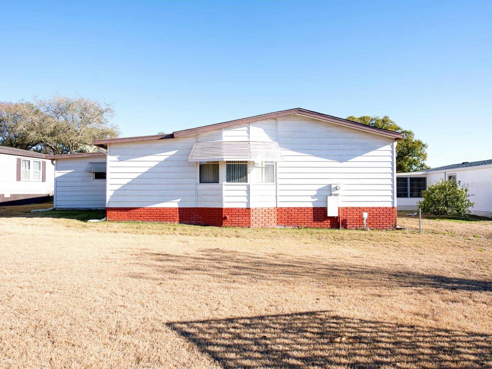 1863 W SCHWARTZ BLVD, LADY LAKE, FL — photo 43