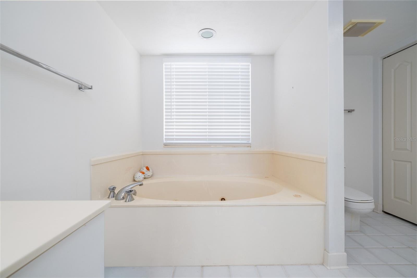 3 OCEANS WEST BLVD #7C1, DAYTONA BEACH, FL — photo 29