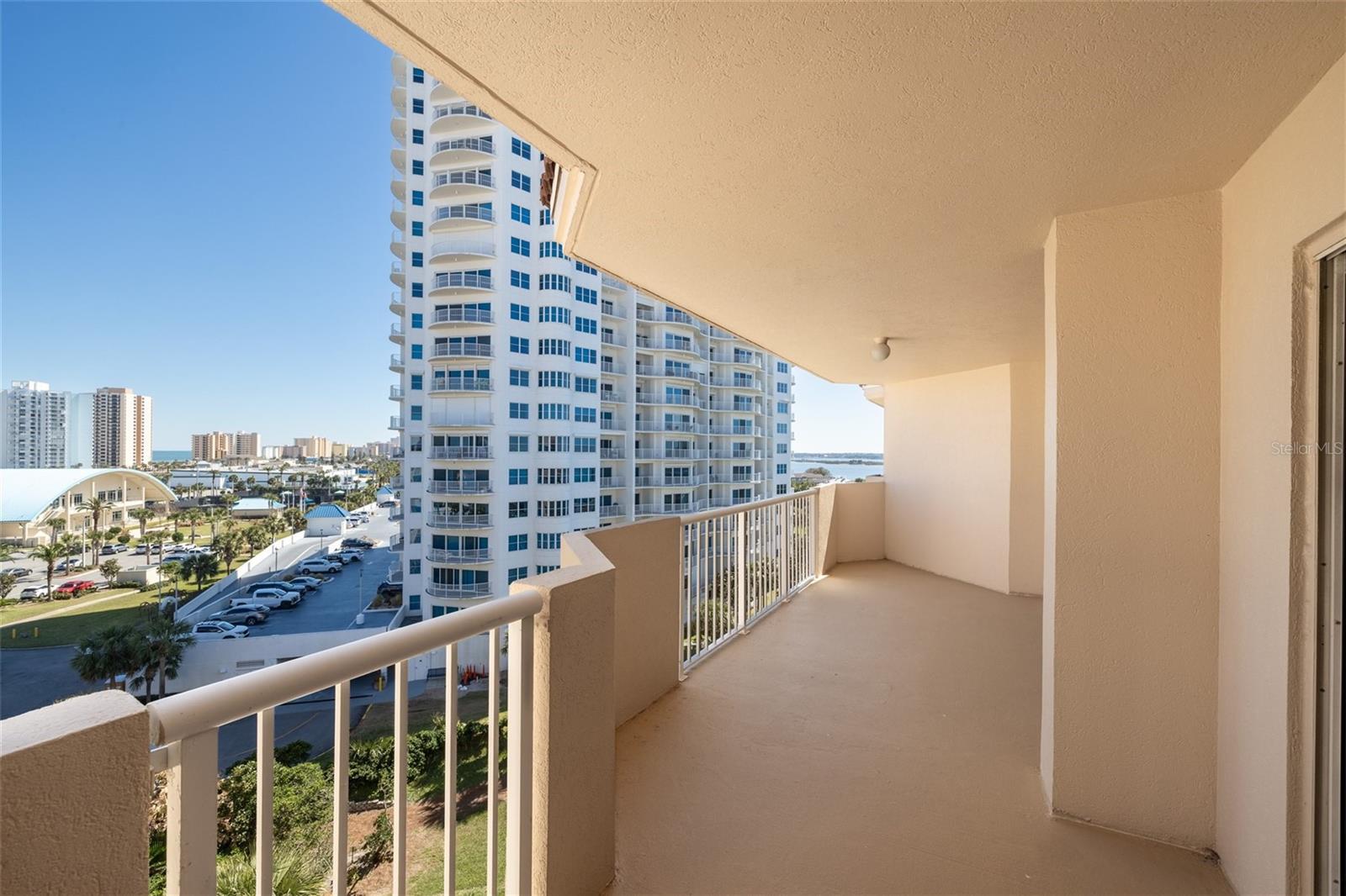 3 OCEANS WEST BLVD #7C1, DAYTONA BEACH, FL — photo 31
