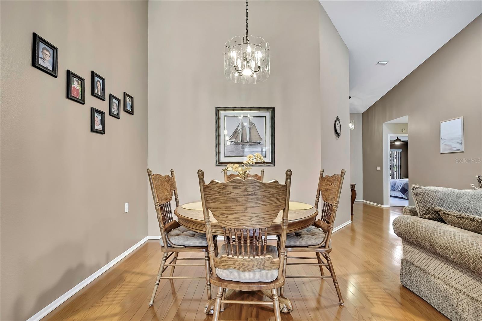 1424 PINEWOOD HILLS CT, SPRING HILL, FL — photo 15