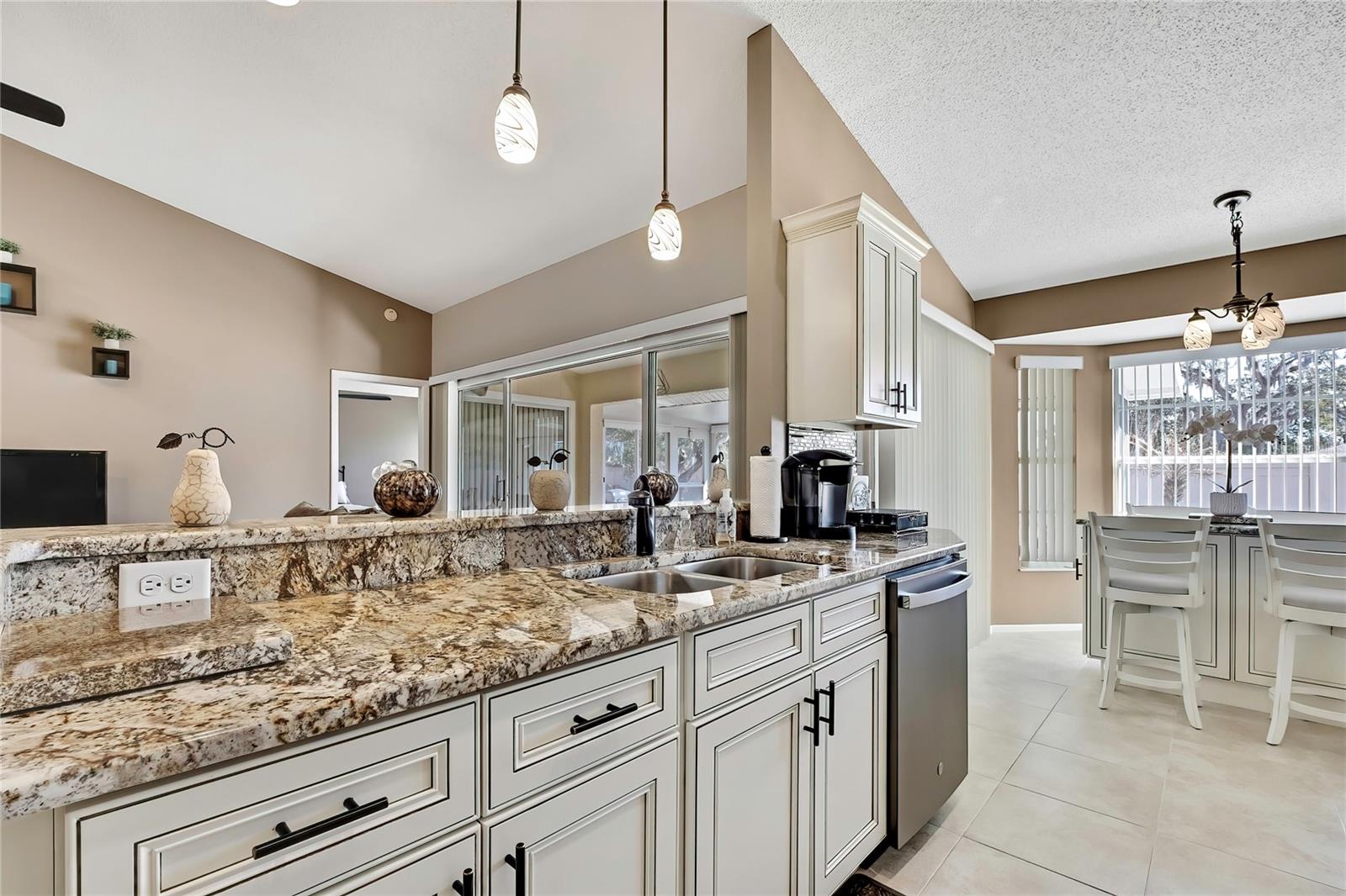 1424 PINEWOOD HILLS CT, SPRING HILL, FL — photo 23