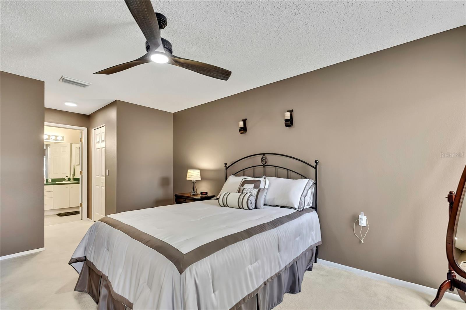 1424 PINEWOOD HILLS CT, SPRING HILL, FL — photo 48