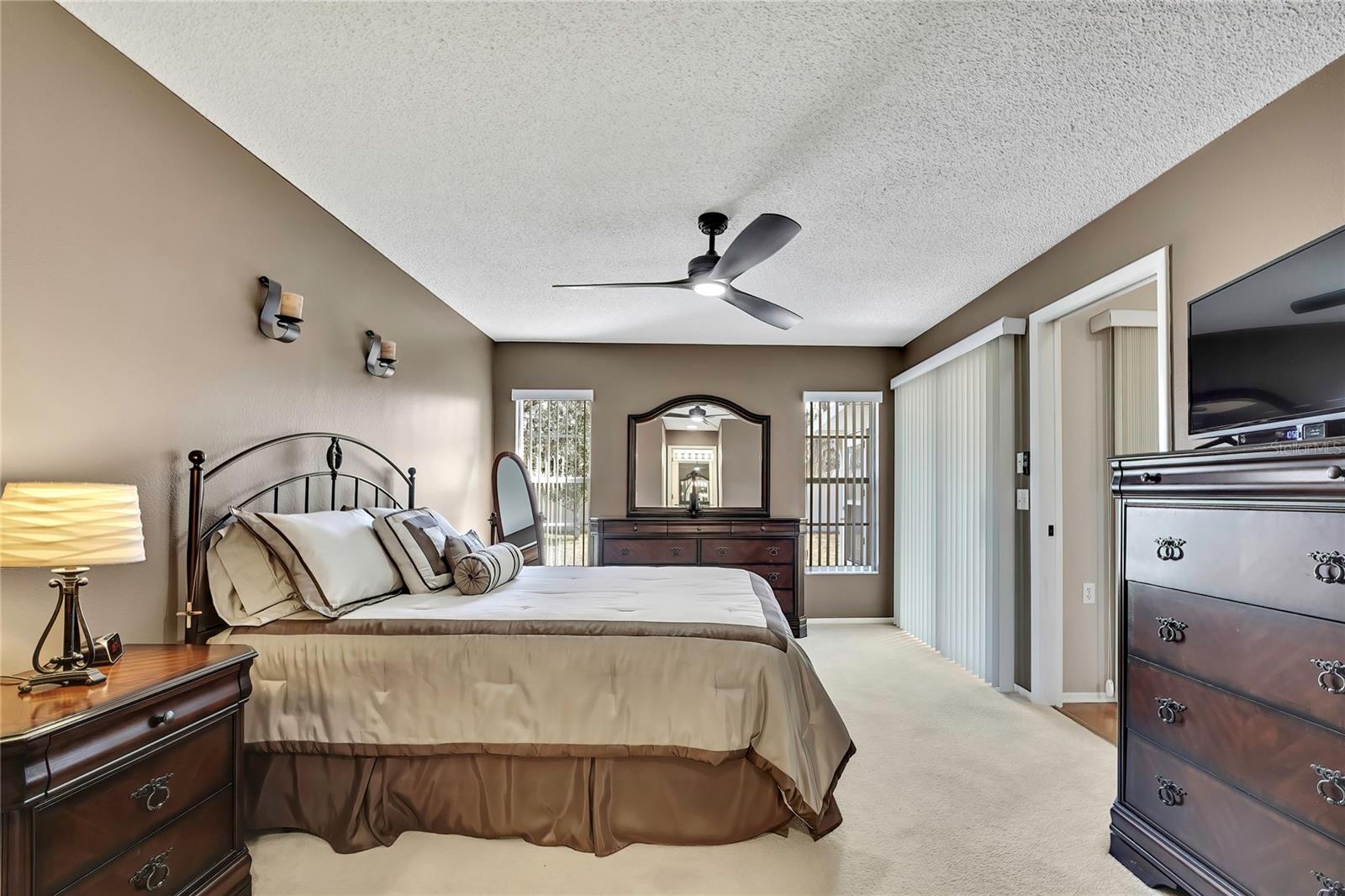 1424 PINEWOOD HILLS CT, SPRING HILL, FL — photo 52