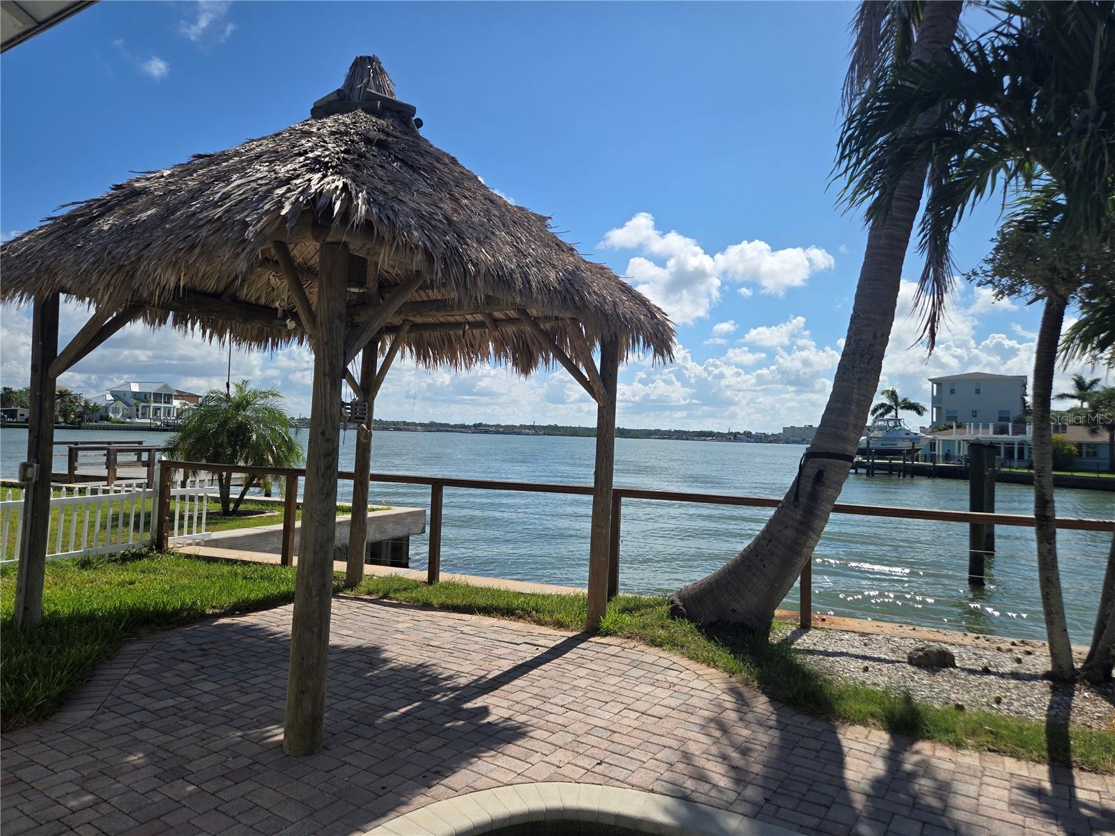 16029 REDINGTON DR, REDINGTON BEACH, FL — photo 5