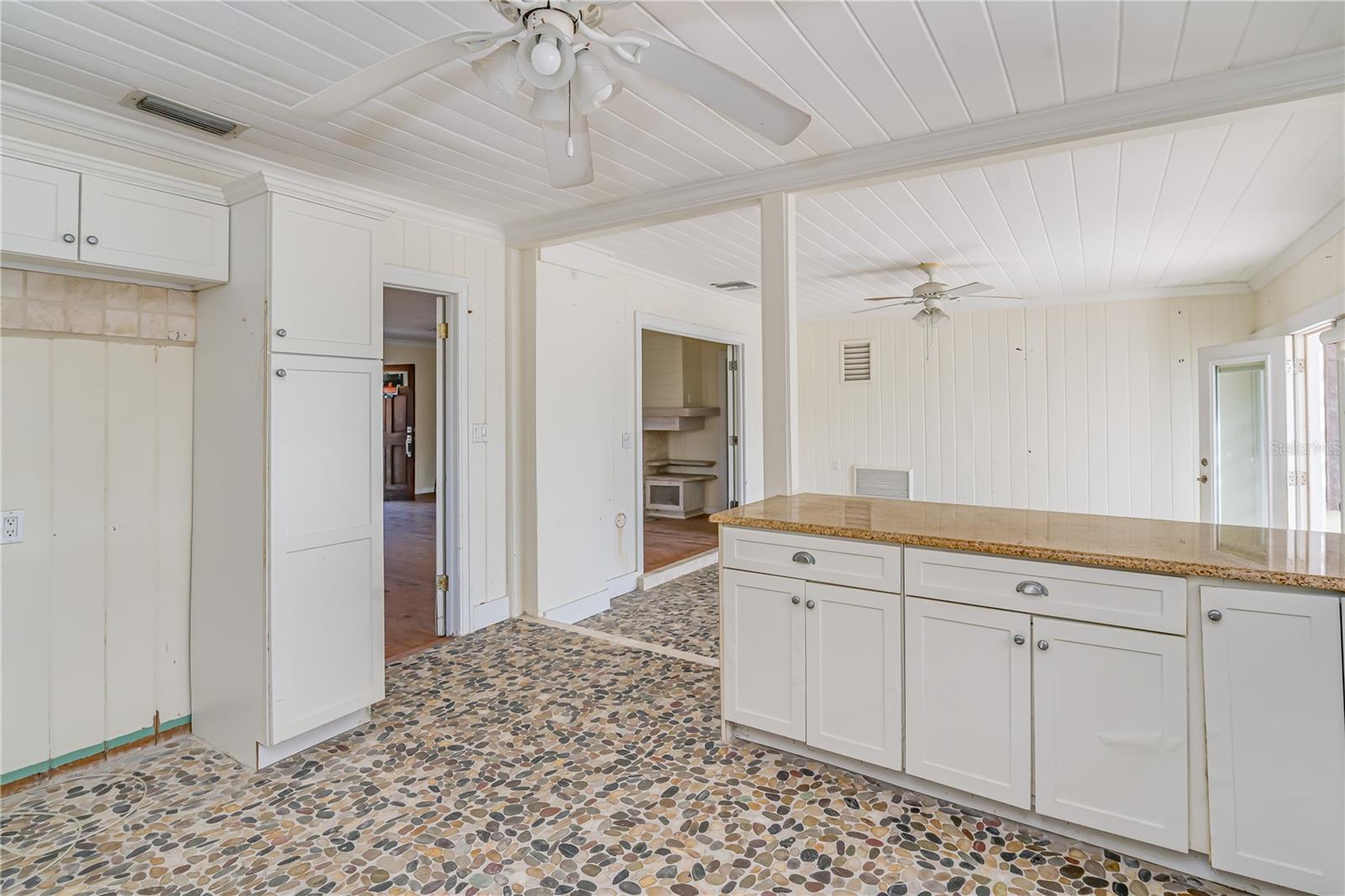 16029 REDINGTON DR, REDINGTON BEACH, FL — photo 21