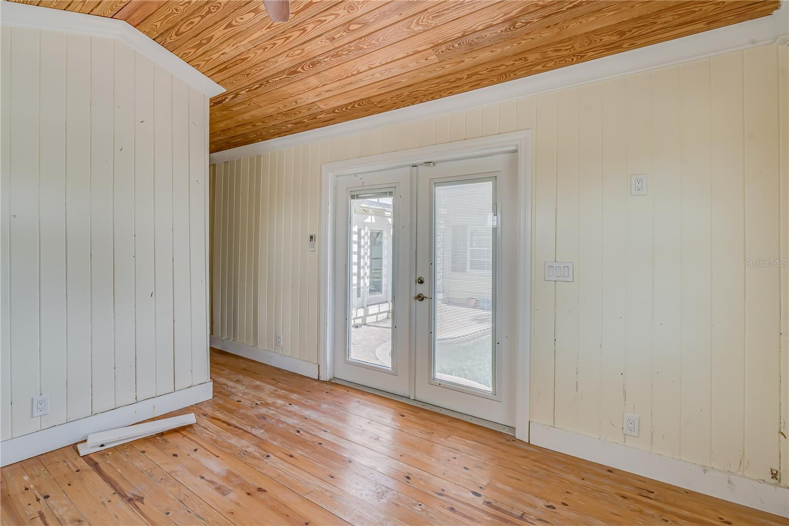 16029 REDINGTON DR, REDINGTON BEACH, FL — photo 27