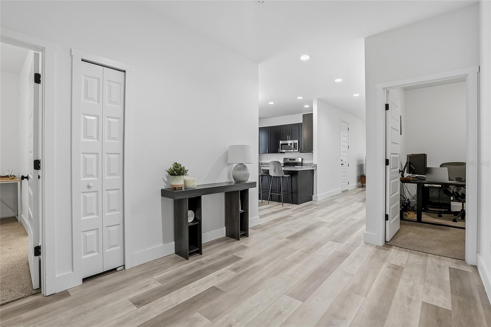3208 DELEUIL AVE, TAMPA, FL — photo 10