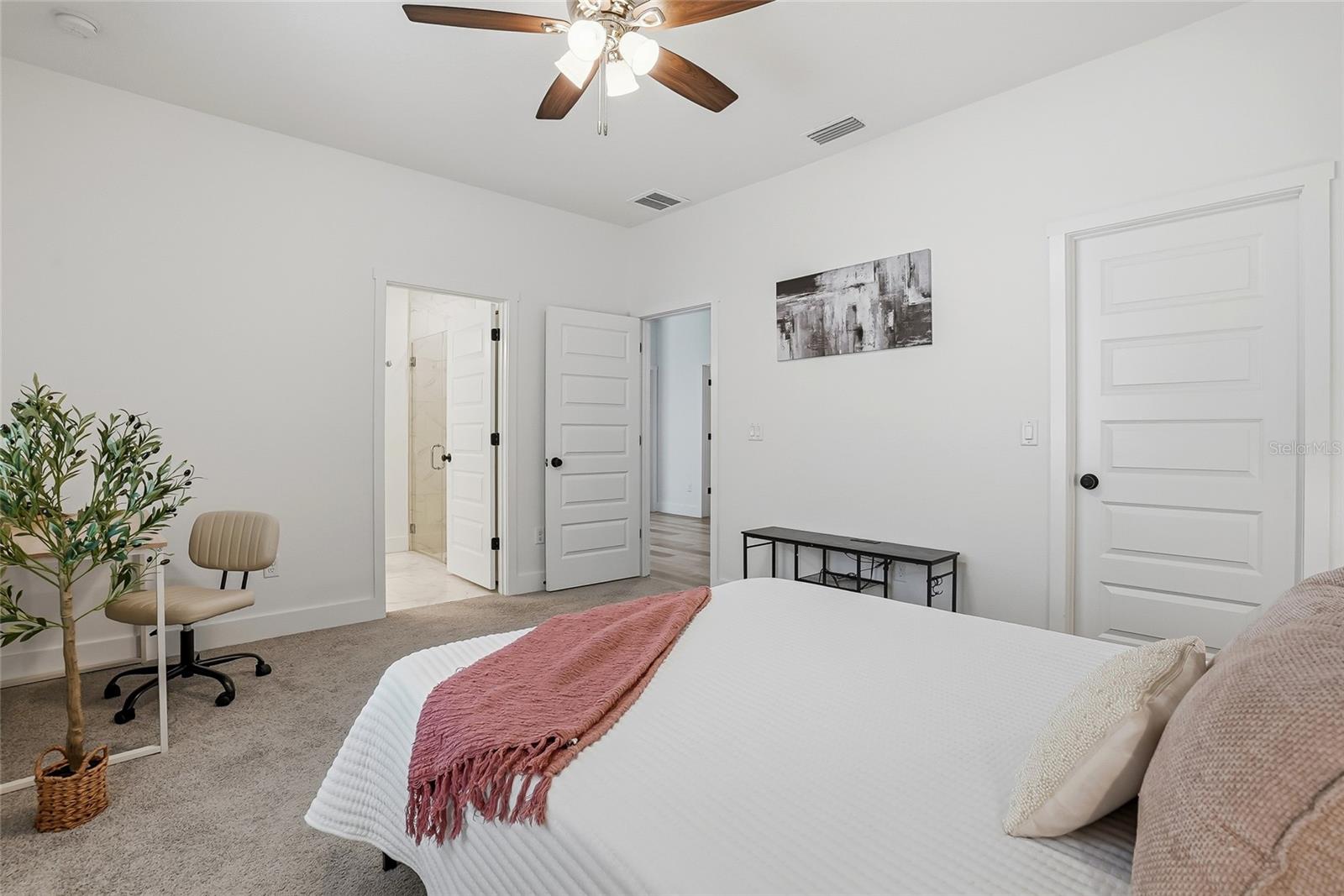 3208 DELEUIL AVE, TAMPA, FL — photo 13