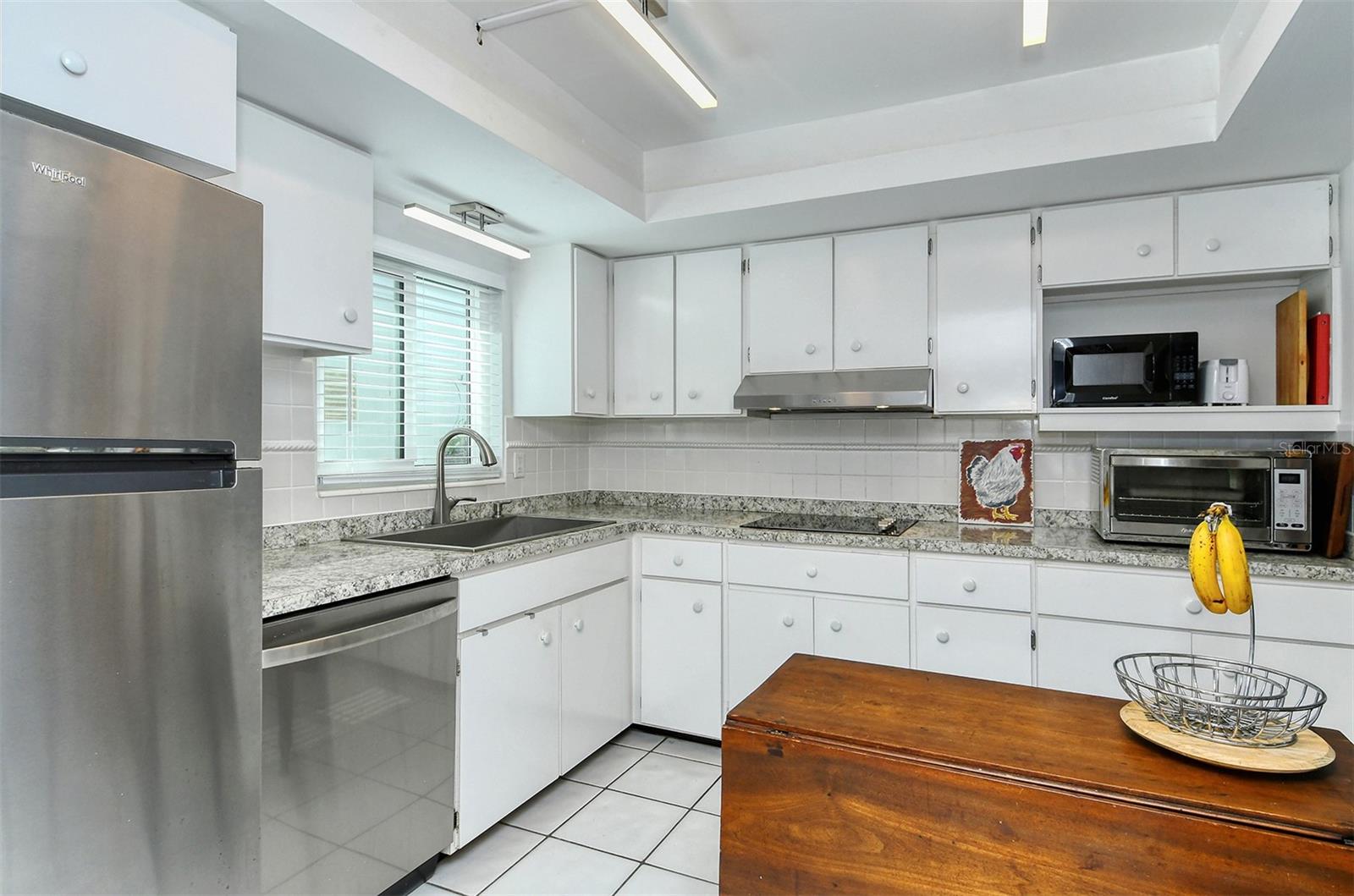 1809 VERA PL #8, SARASOTA, FL — photo 17