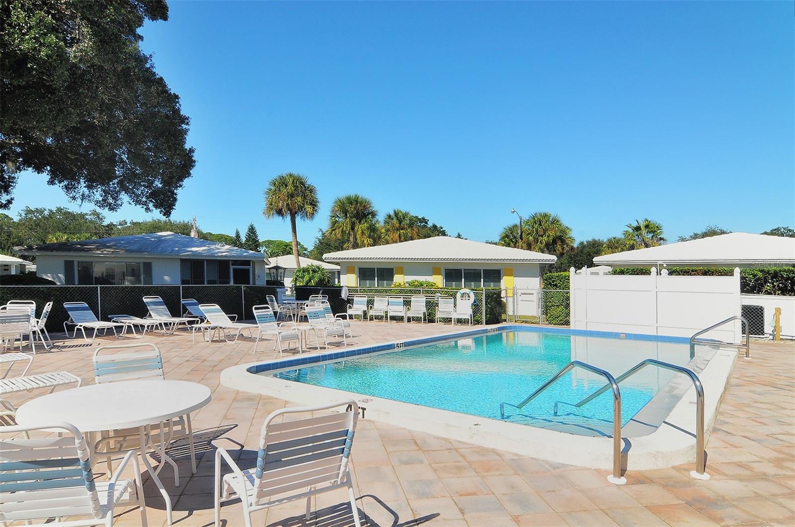 1809 VERA PL #8, SARASOTA, FL — photo 38