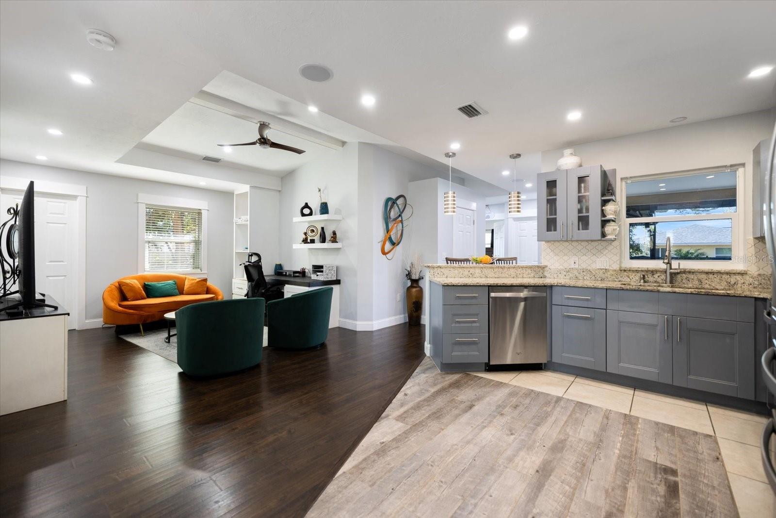 1627 DEL MONTE CT, VENICE, FL — photo 13