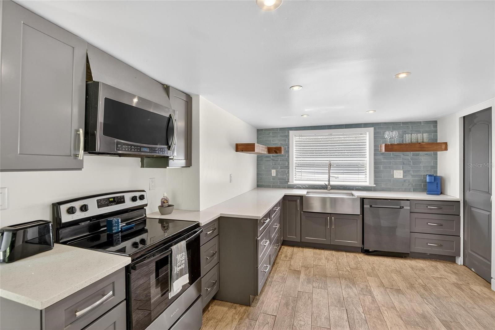 5028 SCHOOL RD, LAND O LAKES, FL — photo 14