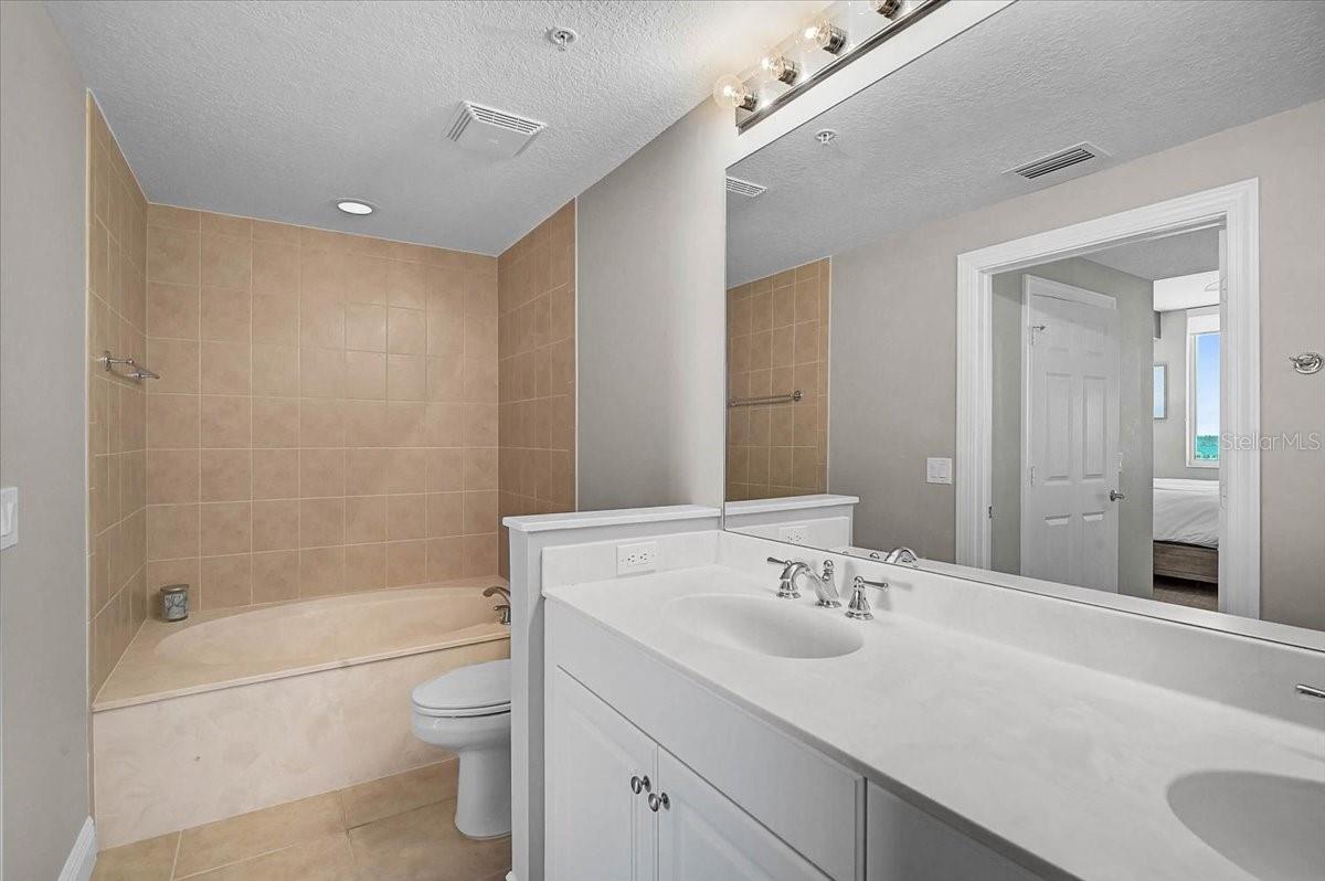 800 N TAMIAMI TRL #910, SARASOTA, FL — photo 21