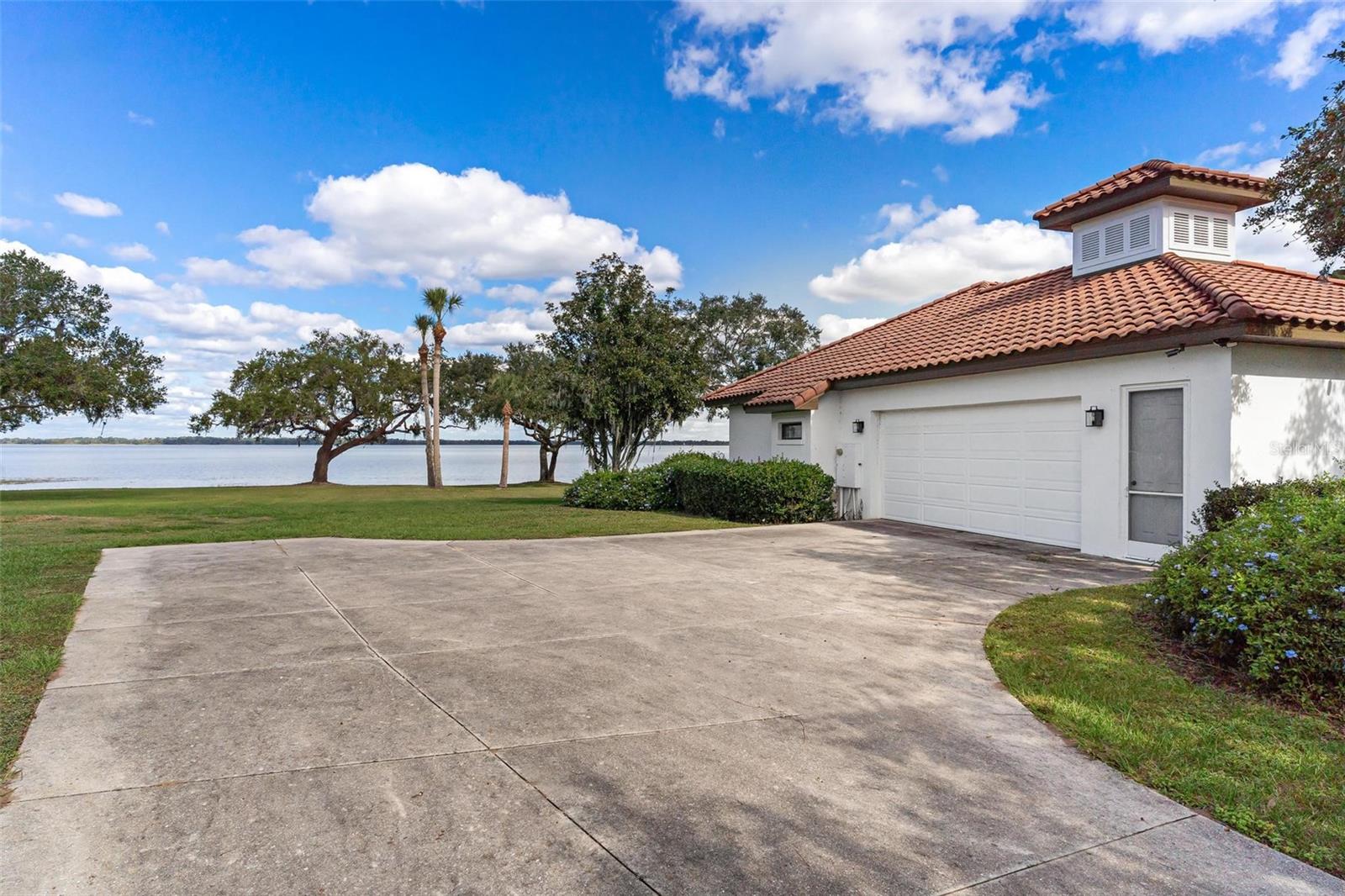 38230 YALE CIR, LEESBURG, FL — photo 9