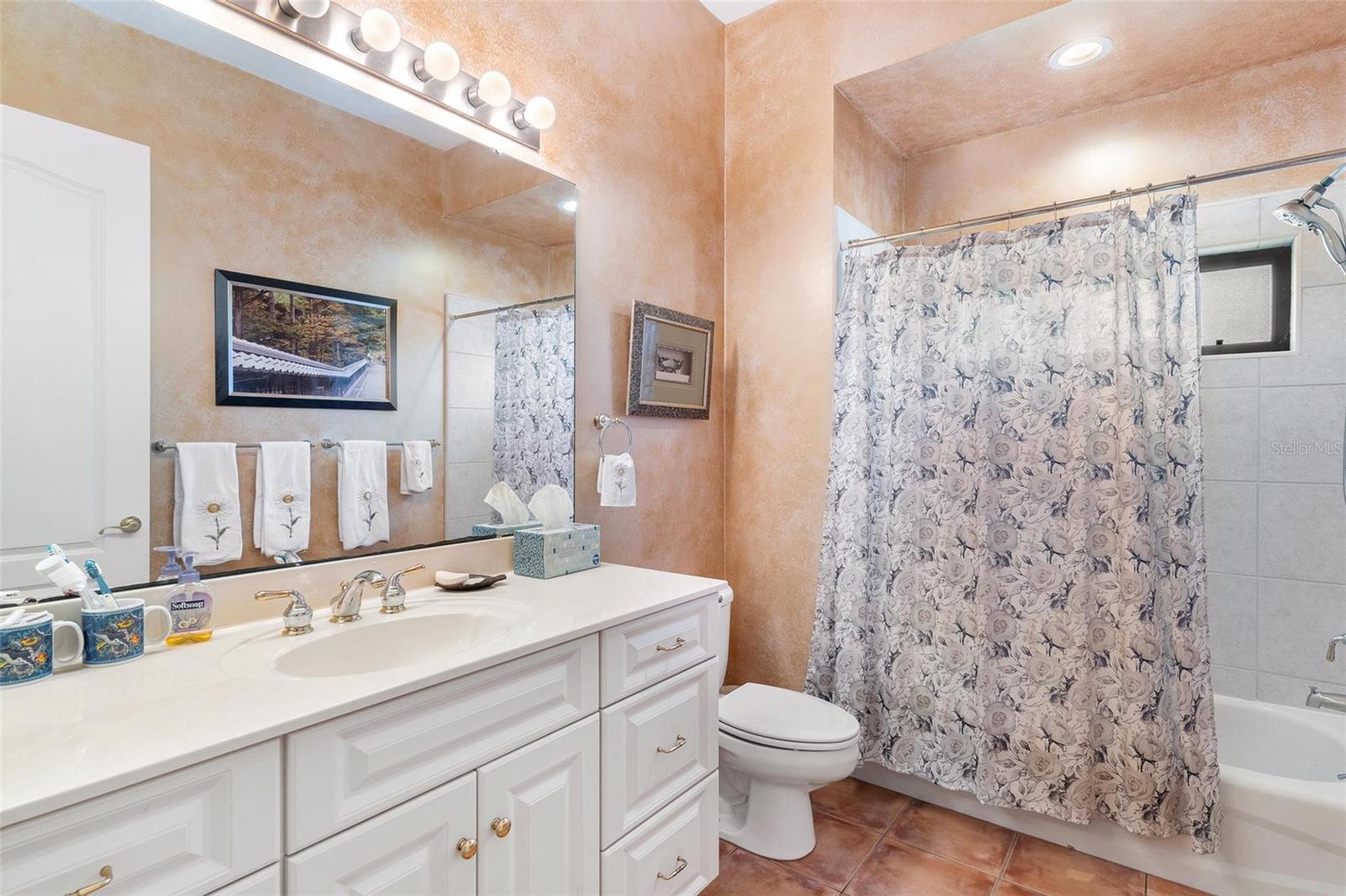 38230 YALE CIR, LEESBURG, FL — photo 97