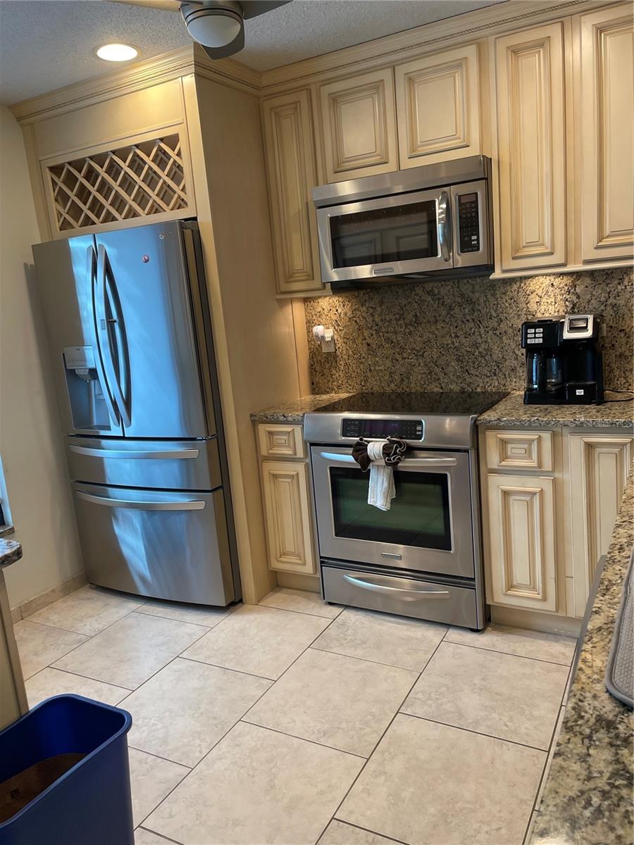 6260 SUN BLVD #1, ST PETERSBURG, FL — photo 14