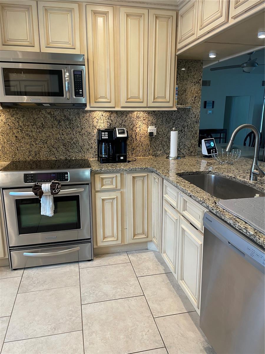 6260 SUN BLVD #1, ST PETERSBURG, FL — photo 16