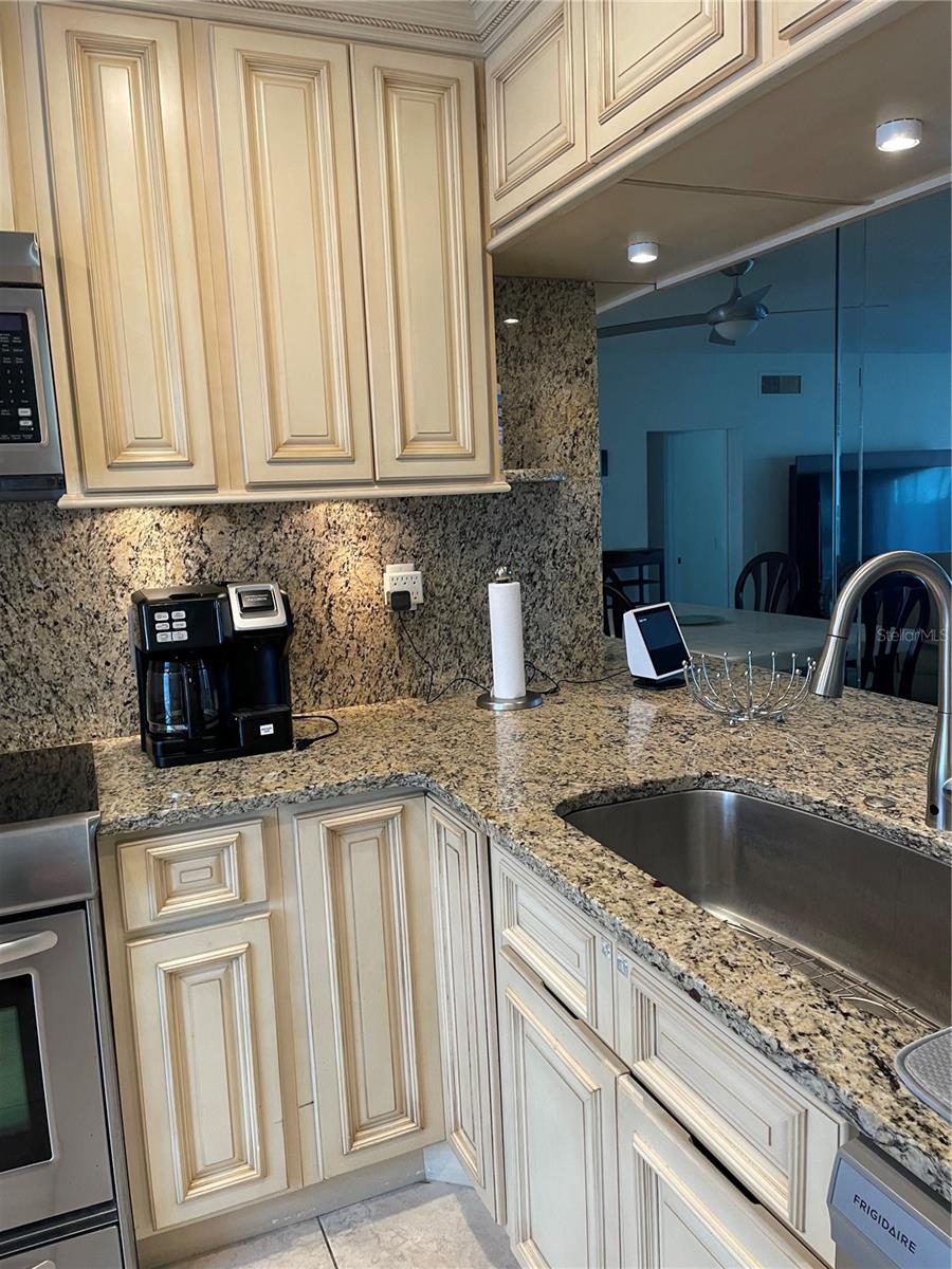 6260 SUN BLVD #1, ST PETERSBURG, FL — photo 17