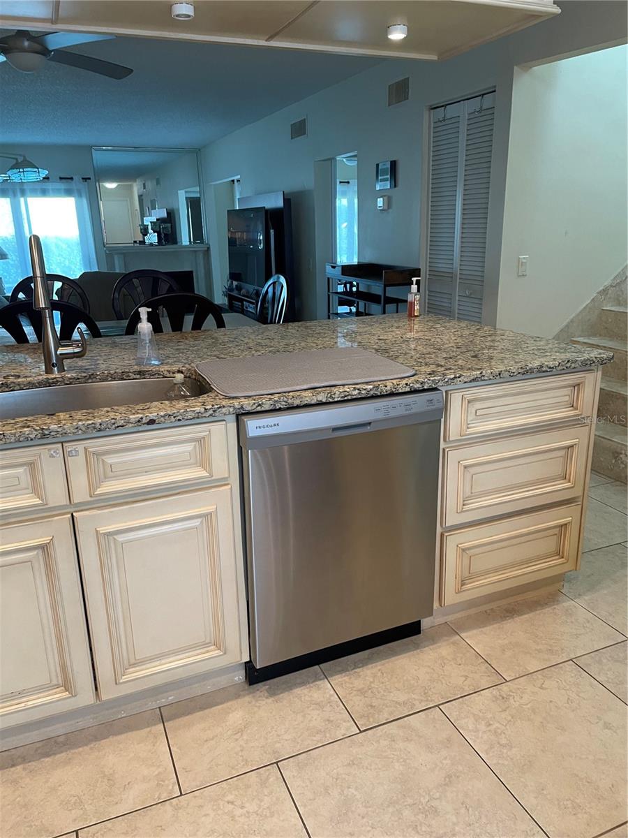 6260 SUN BLVD #1, ST PETERSBURG, FL — photo 18
