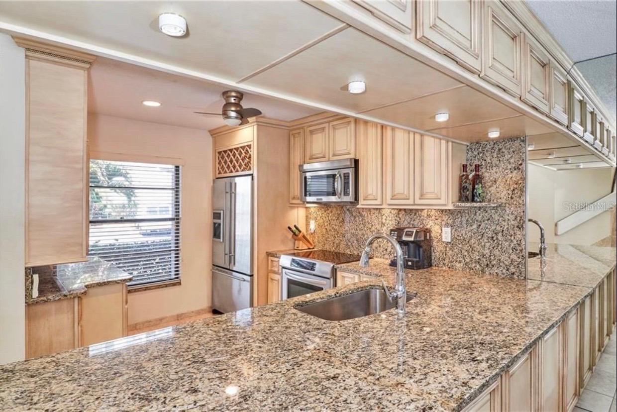 6260 SUN BLVD #1, ST PETERSBURG, FL — photo 8