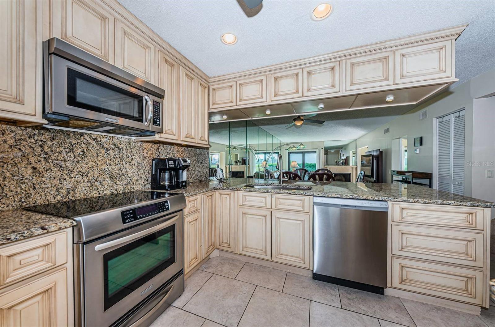 6260 SUN BLVD #1, ST PETERSBURG, FL — photo 6