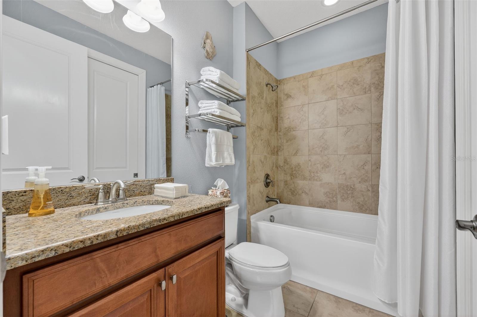 13211 PRIMA DR, BRADENTON, FL — photo 20