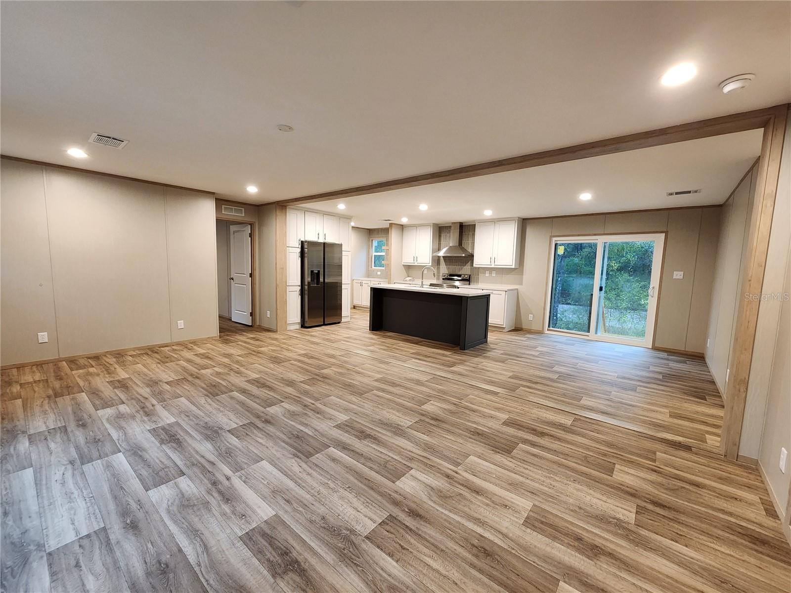 7513 W DUNKLIN ST, DUNNELLON, FL — photo 5