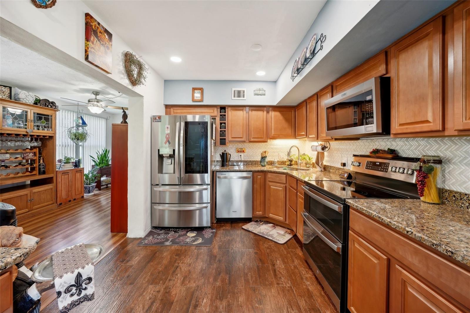 2430 BRAZILIA DR #24, CLEARWATER, FL — photo 12