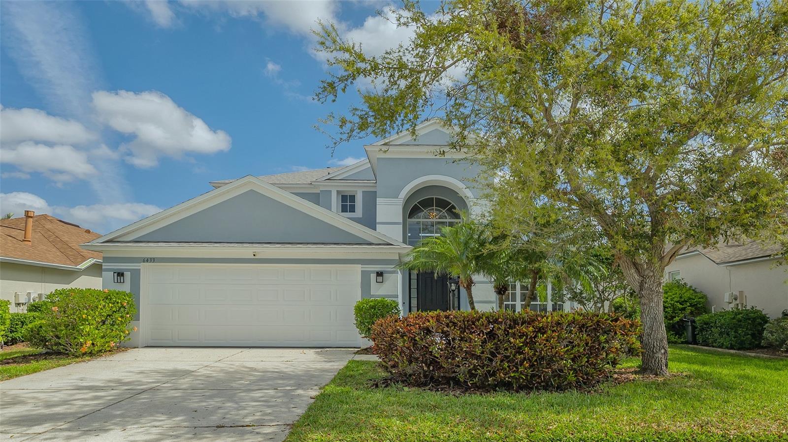 6433 BLUE GROSBEAK CIR, LAKEWOOD RANCH, FL
