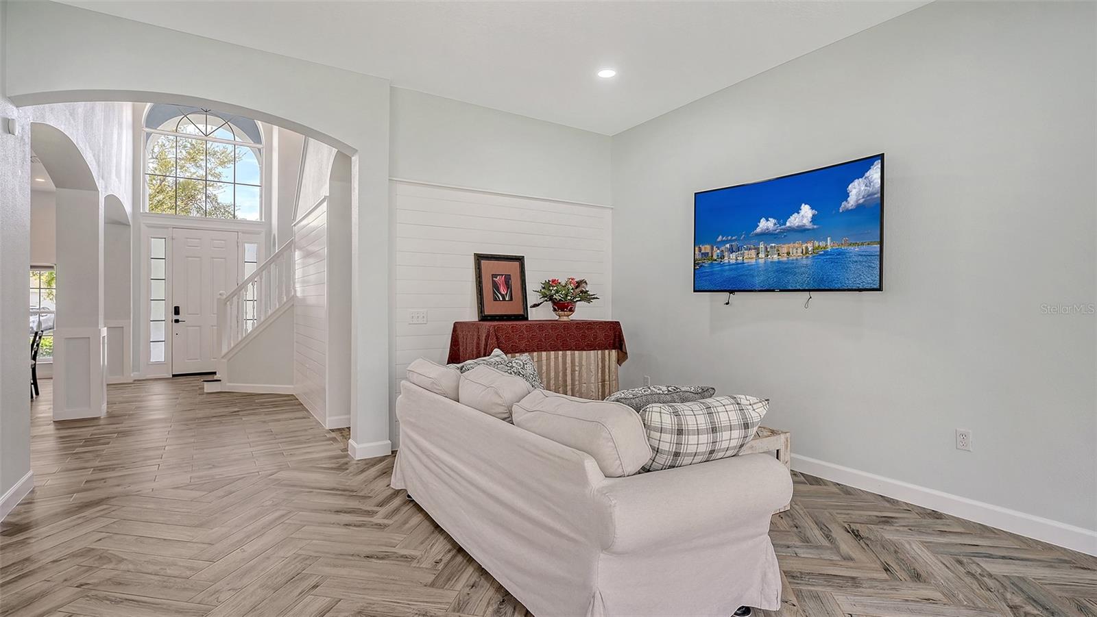 6433 BLUE GROSBEAK CIR, LAKEWOOD RANCH, FL — photo 14