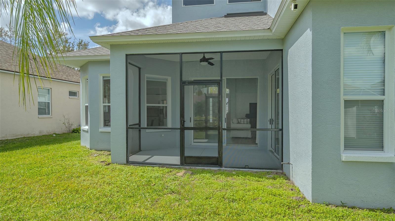 6433 BLUE GROSBEAK CIR, LAKEWOOD RANCH, FL — photo 44