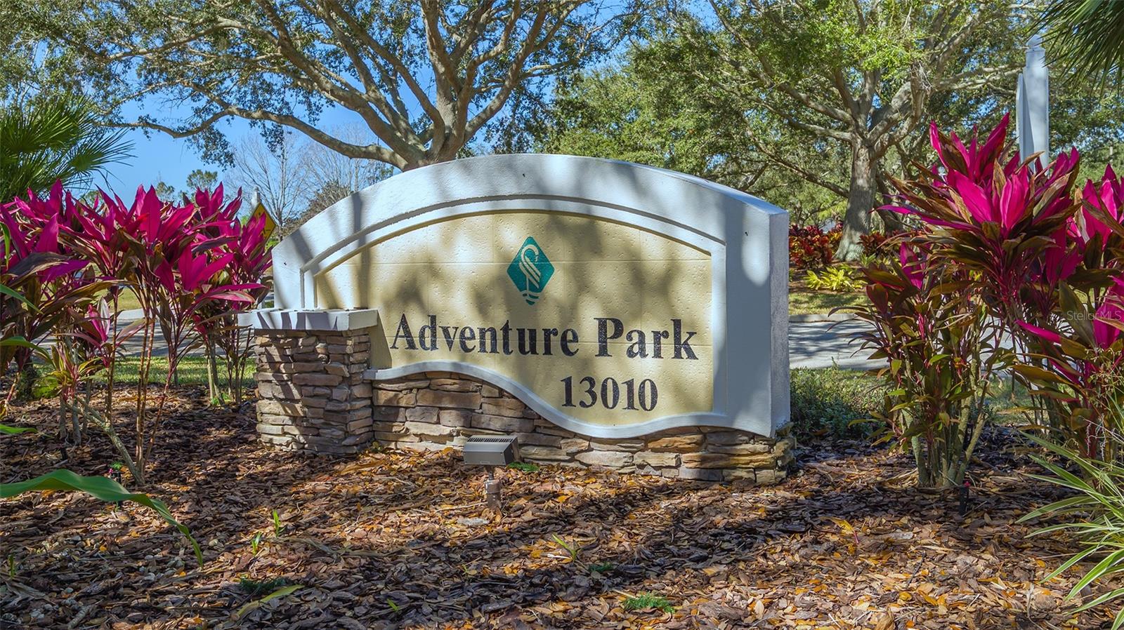 6433 BLUE GROSBEAK CIR, LAKEWOOD RANCH, FL — photo 48