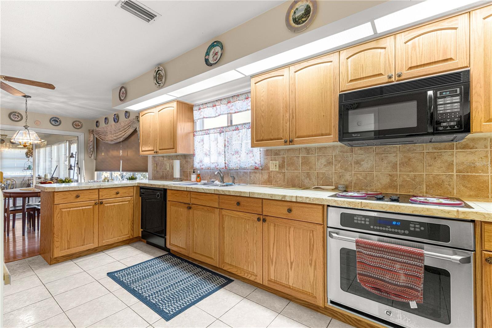 11255 SE 175TH LN, SUMMERFIELD, FL — photo 17