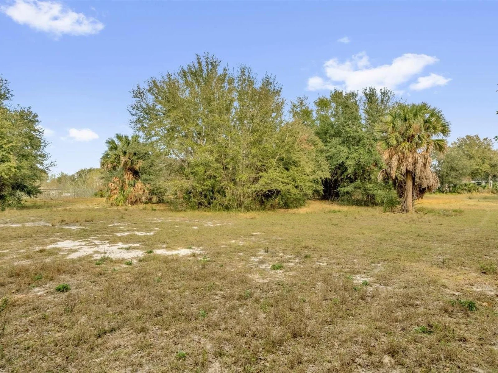 GABLES DR, EUSTIS, FL — photo 32