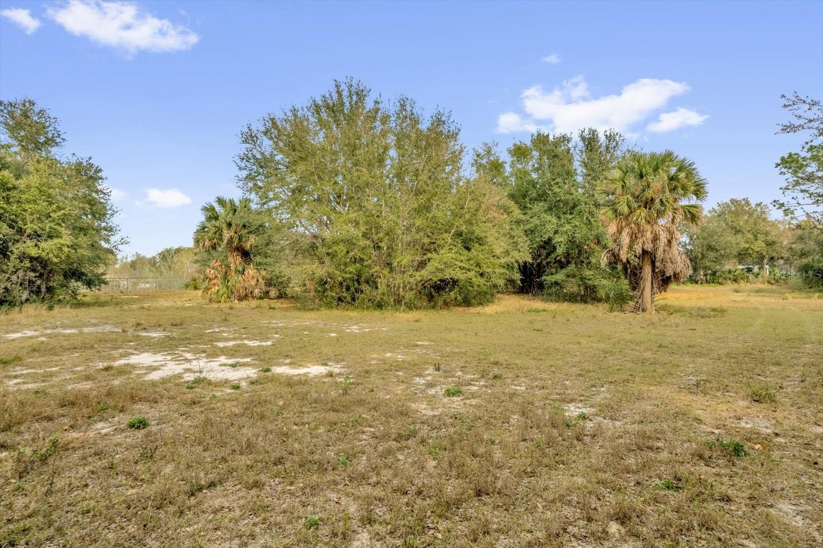 GABLES DR, EUSTIS, FL — photo 31