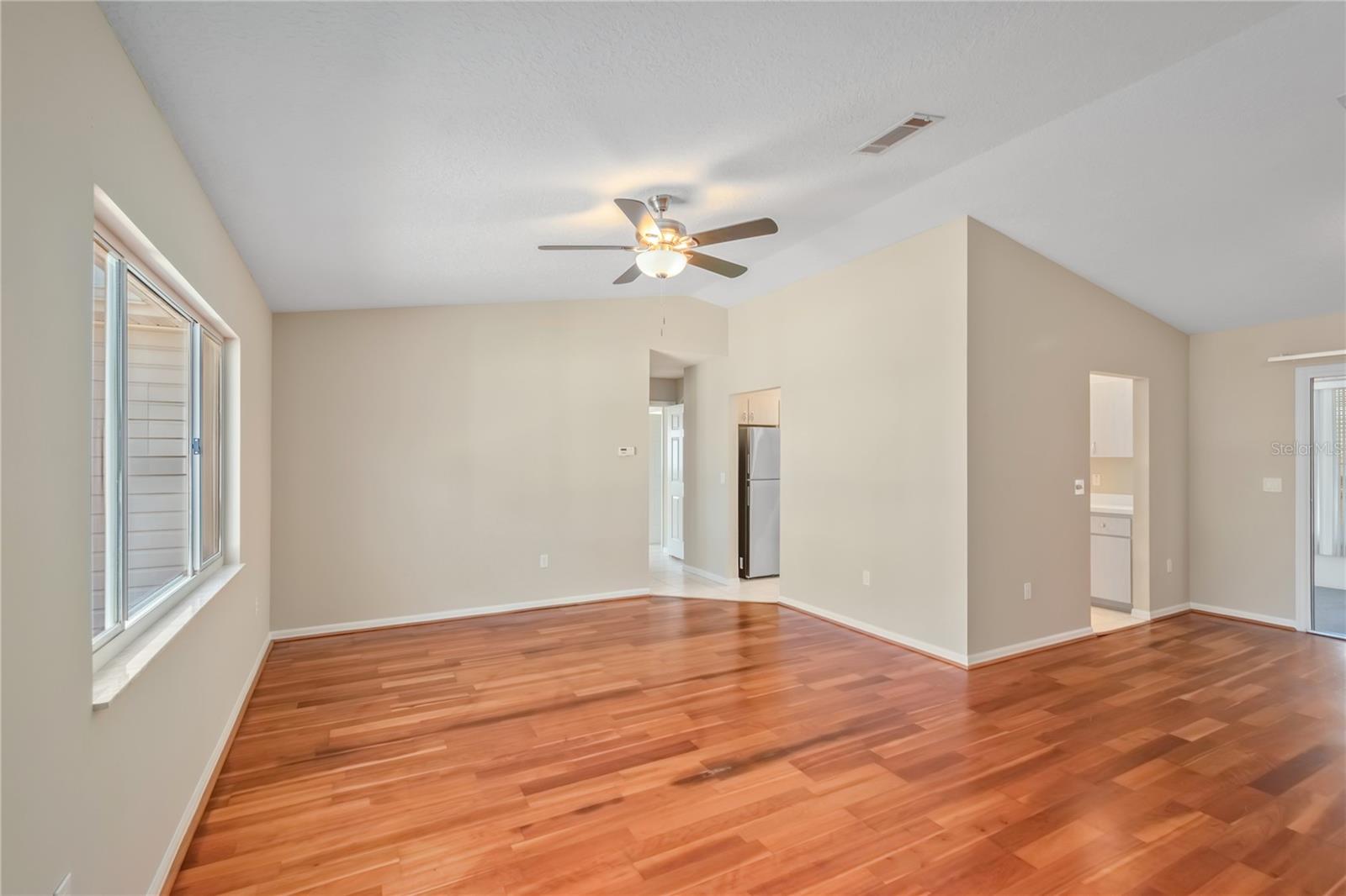 17952 SE 107TH CT, SUMMERFIELD, FL — photo 5