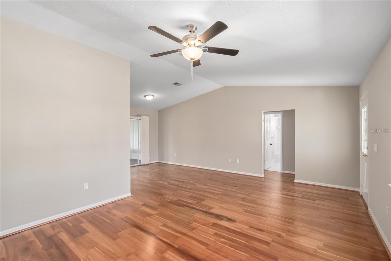 17952 SE 107TH CT, SUMMERFIELD, FL — photo 8