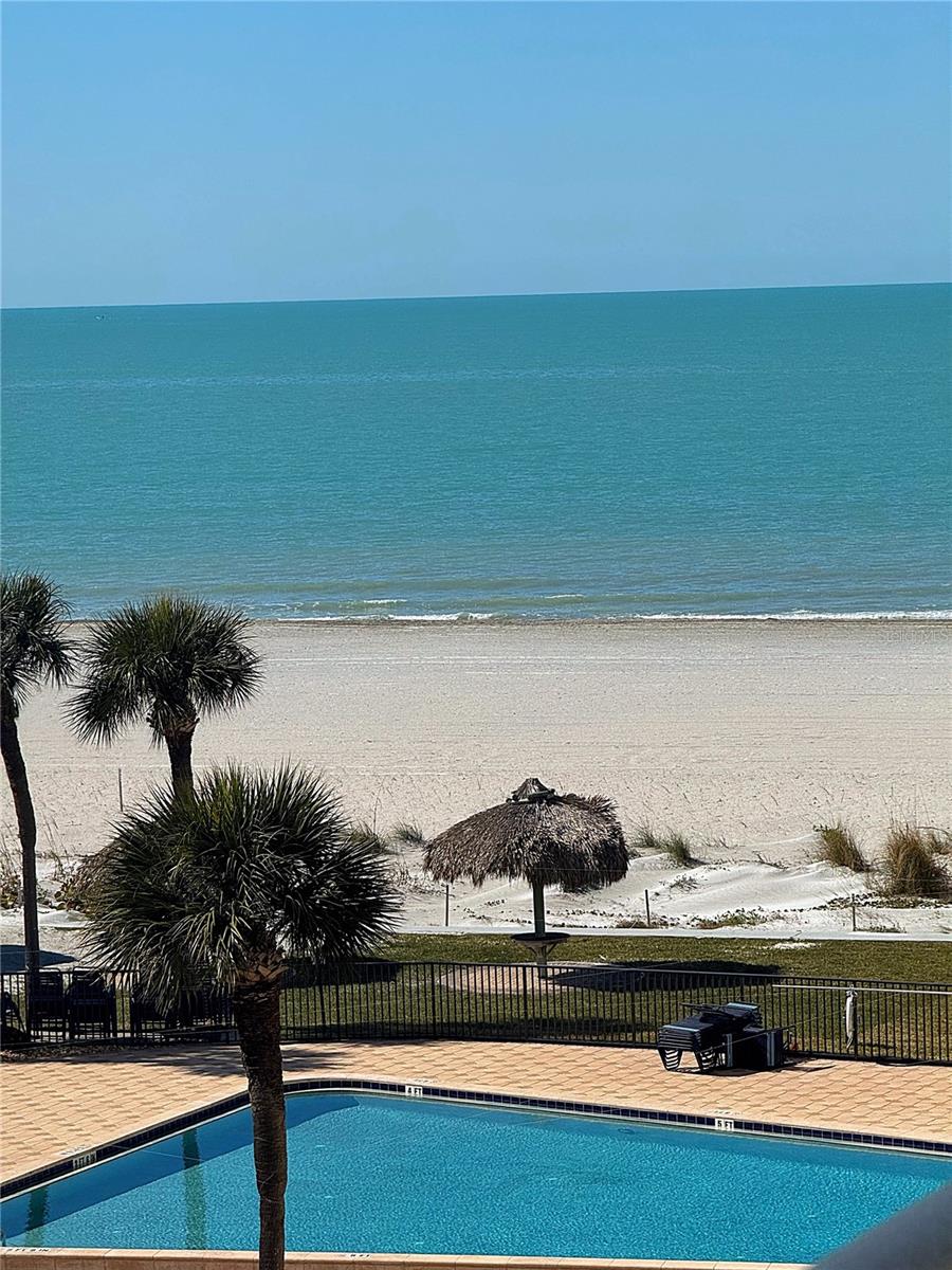 1460 GULF BLVD #411, CLEARWATER BEACH, FL — photo 4