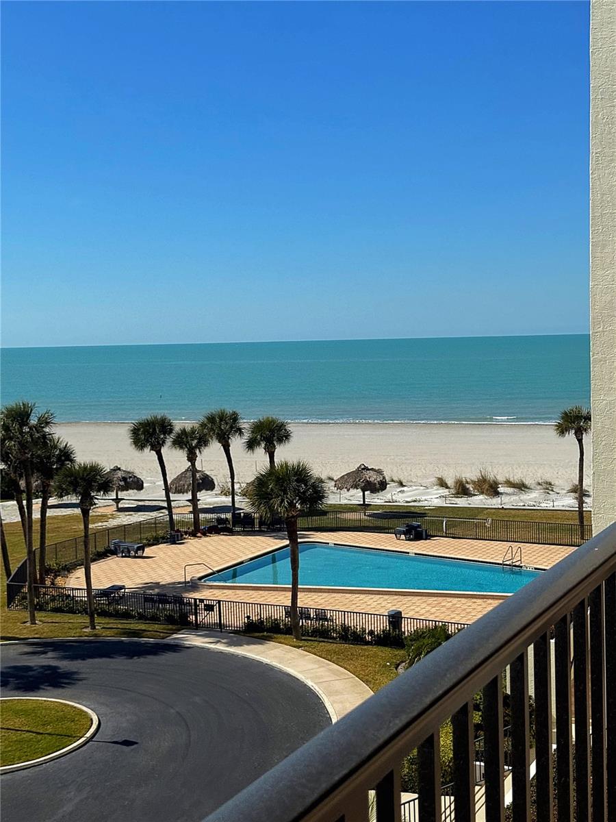 1460 GULF BLVD #411, CLEARWATER BEACH, FL — photo 5